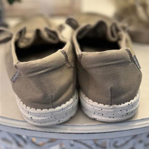 Hey Dude Women's Wendy Loafers in Grey - Size 8 - Picture 4 of 7